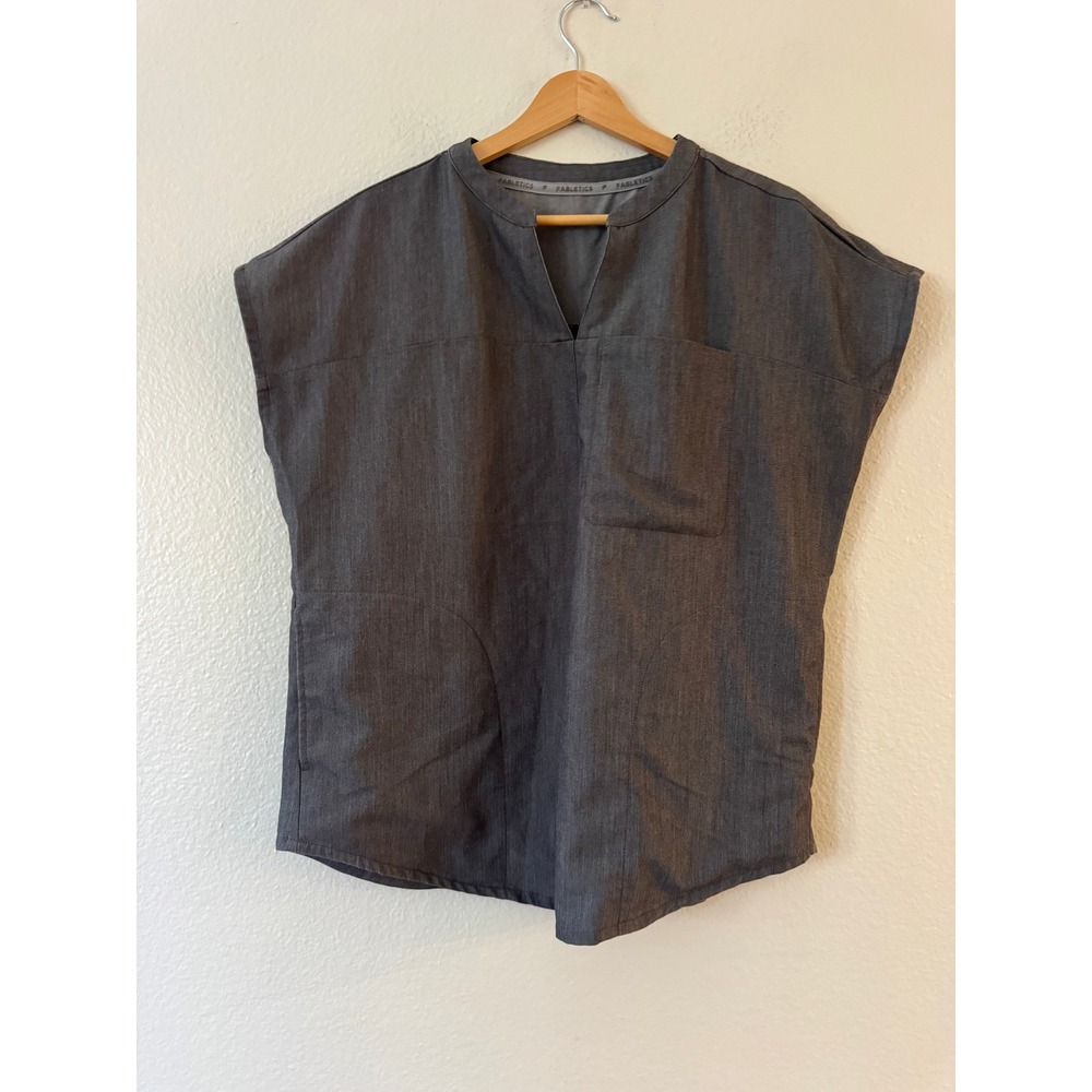 Fabletics V-Neck Pocket Top Short Sleeve Scrub Heathered Gray Small Exc